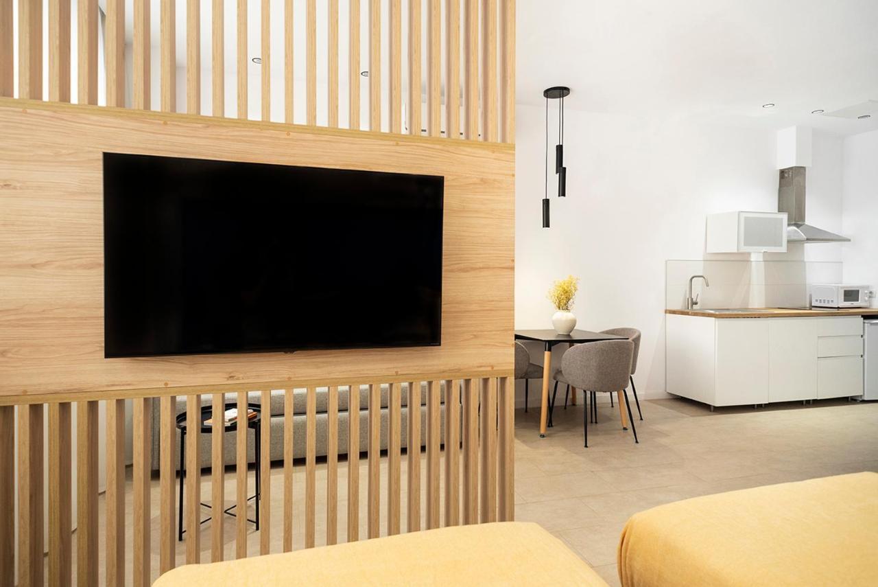 Blanq Marina Suites * Valencia