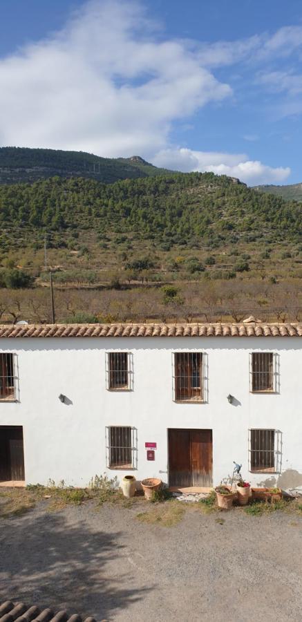 El Pino B & B, Chera Holiday home *