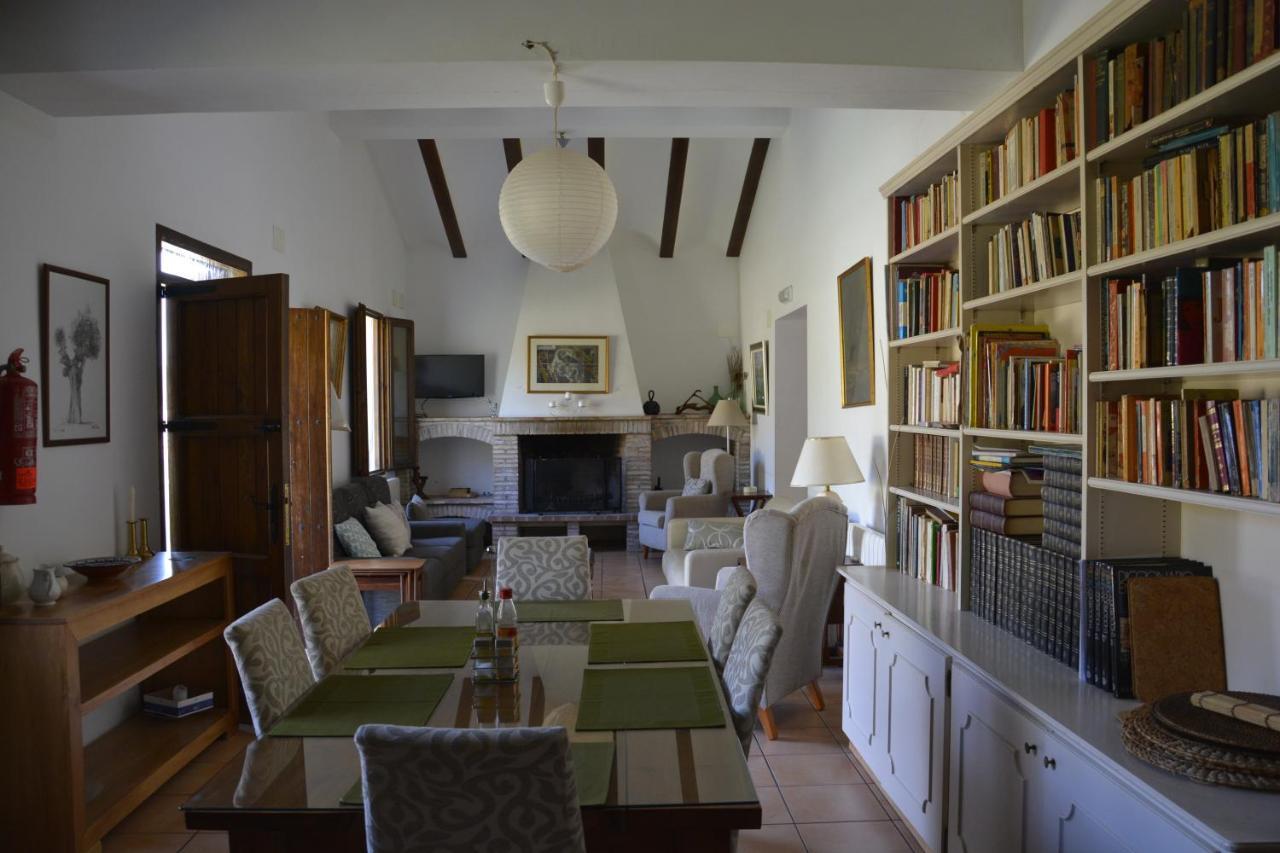 El Pino B & B, Chera Holiday home *