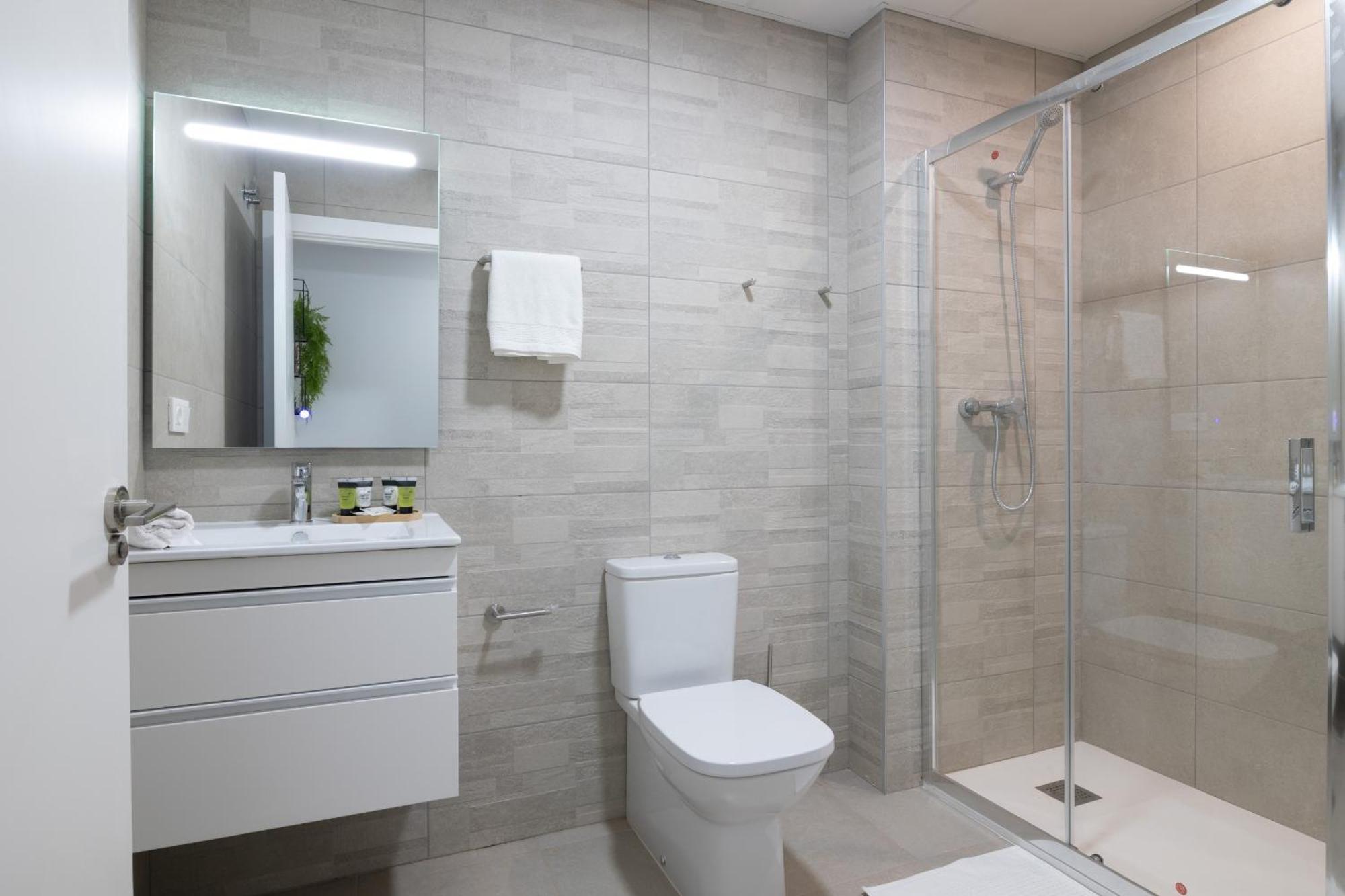 Dormforyou Arena Delux Valencia