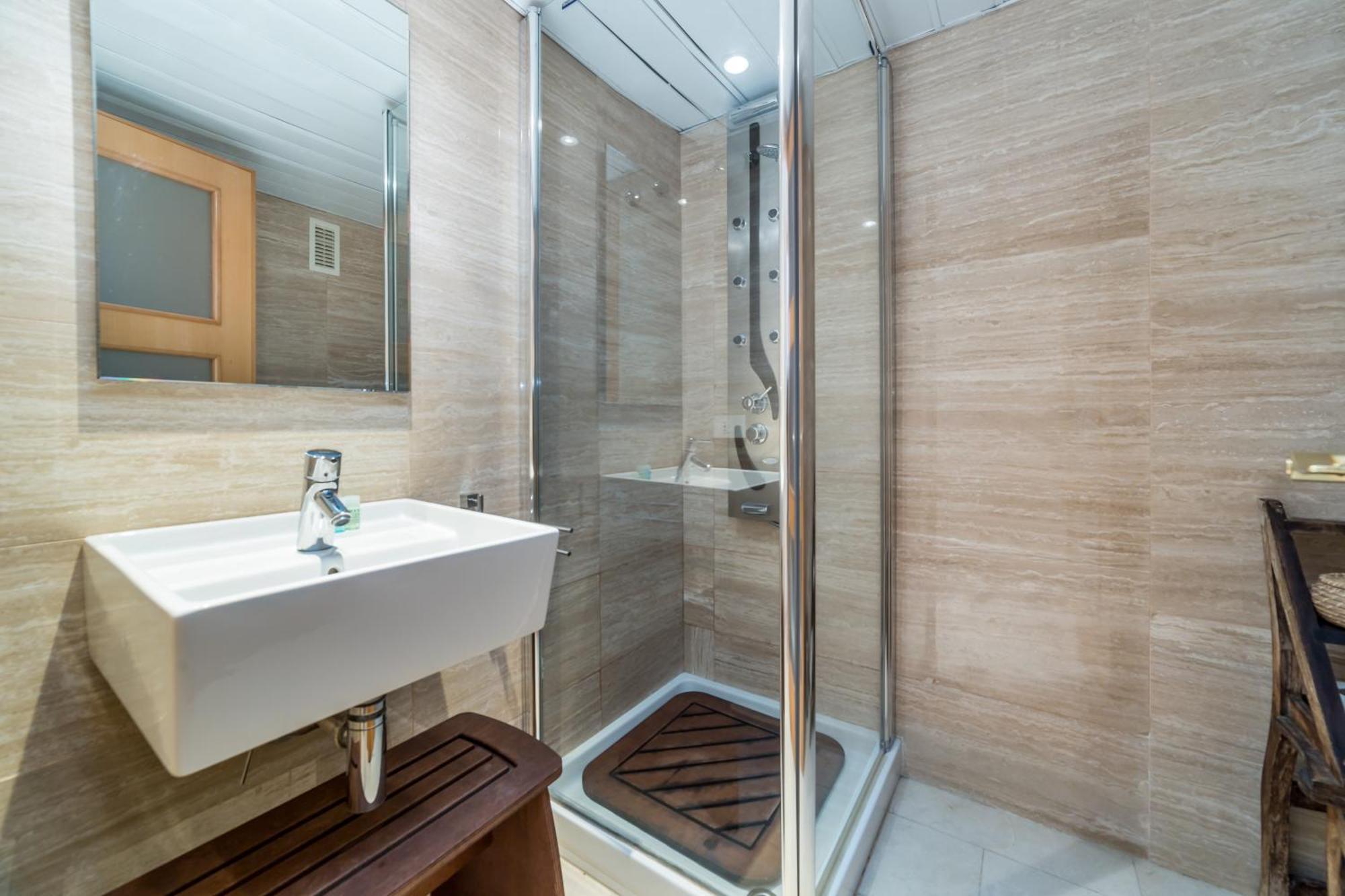 Apartamento Travel Hábitat L`oceanogràfico *