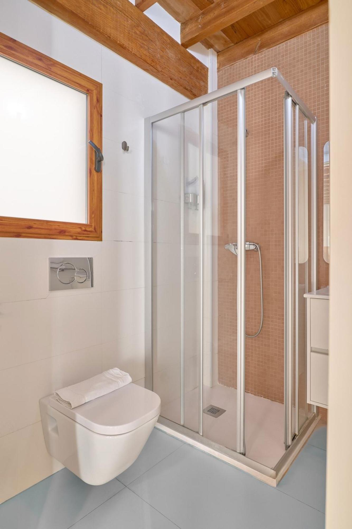 Apartamento De Diseno En Plaza Del Carmen F4 Valencia