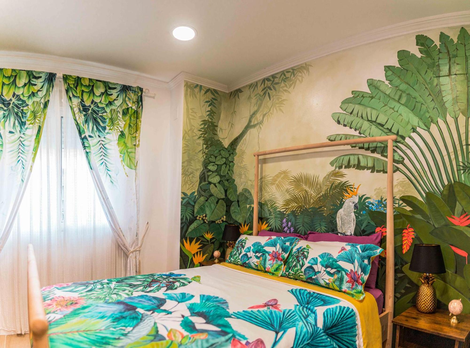 Artistic Flat Next To Ruzafa Welcome To The Jungle Apartamento Valencia