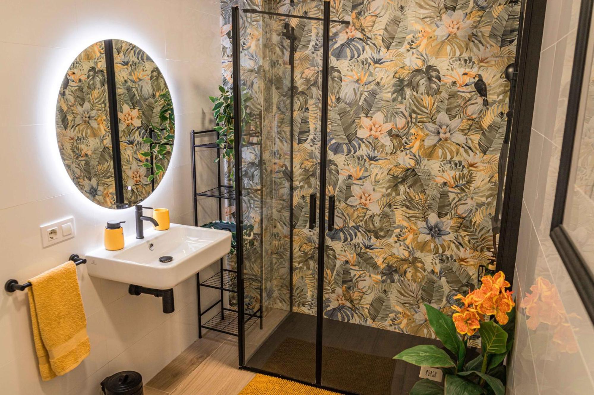 Artistic Flat Next To Ruzafa Welcome To The Jungle Apartamento