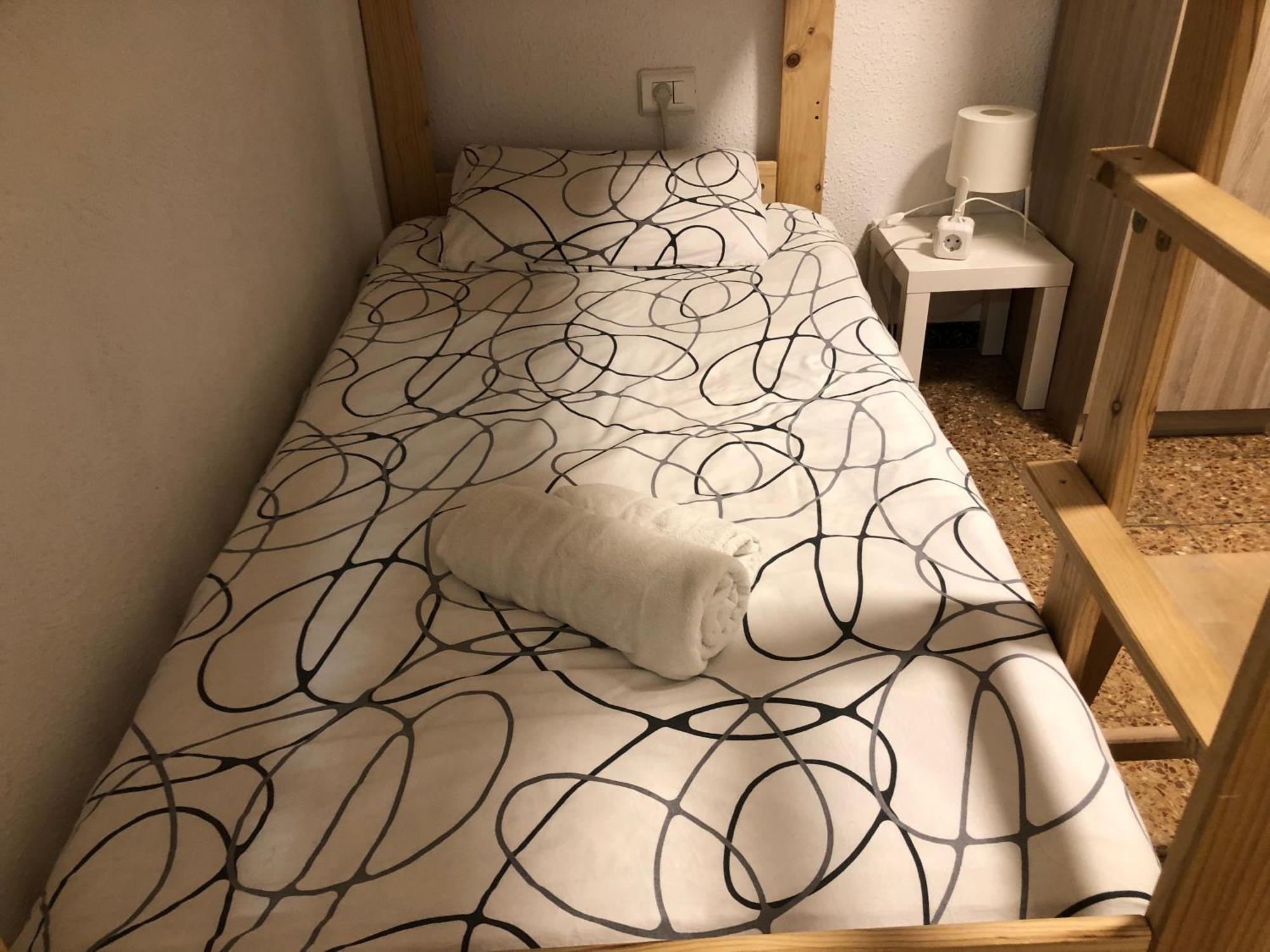 Alojamiento Puerto De Dos Dormitorios, Cocina Y Bano Habitación en casa particular *
