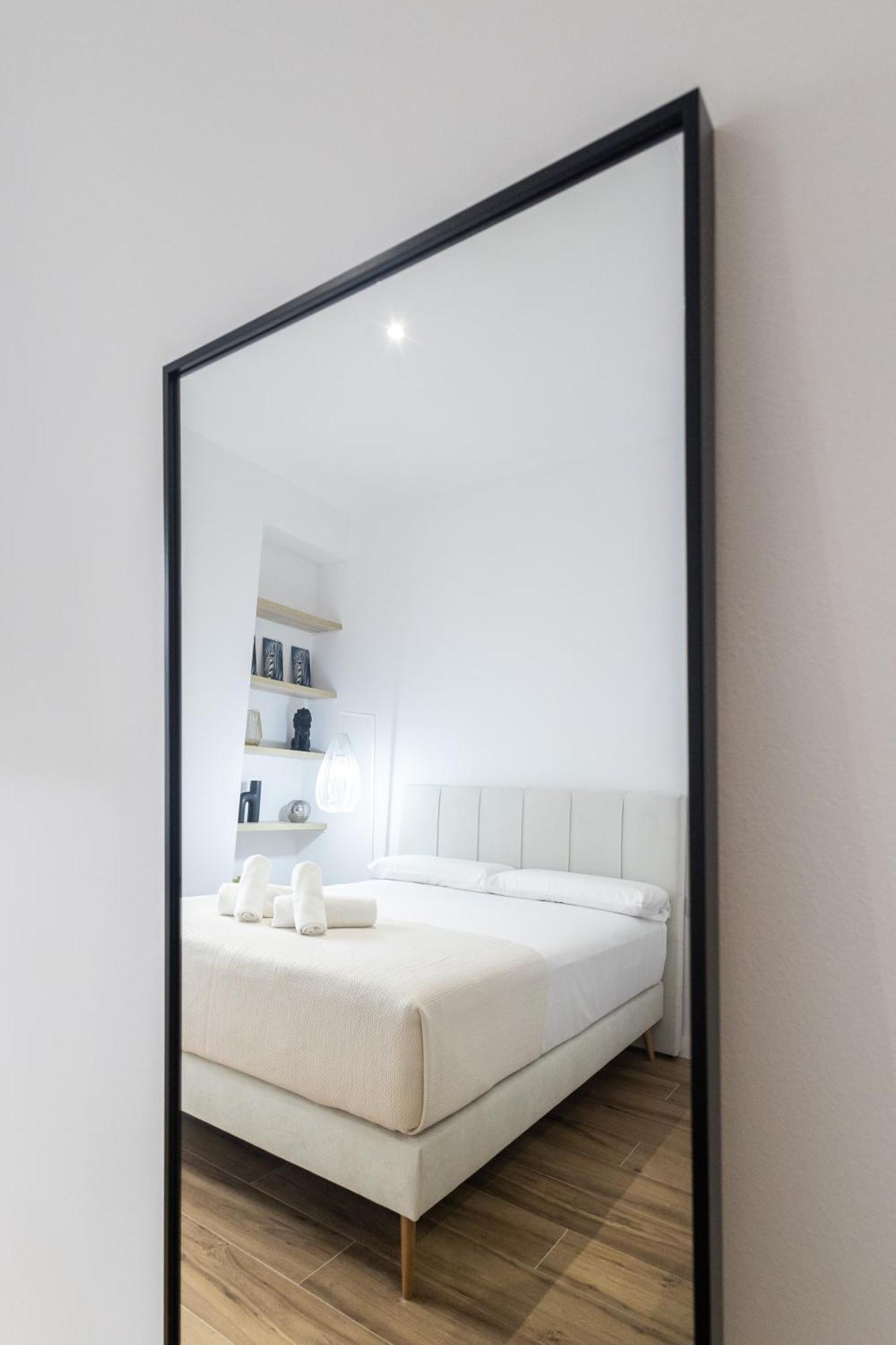 Lola By Concept Flats Guest house