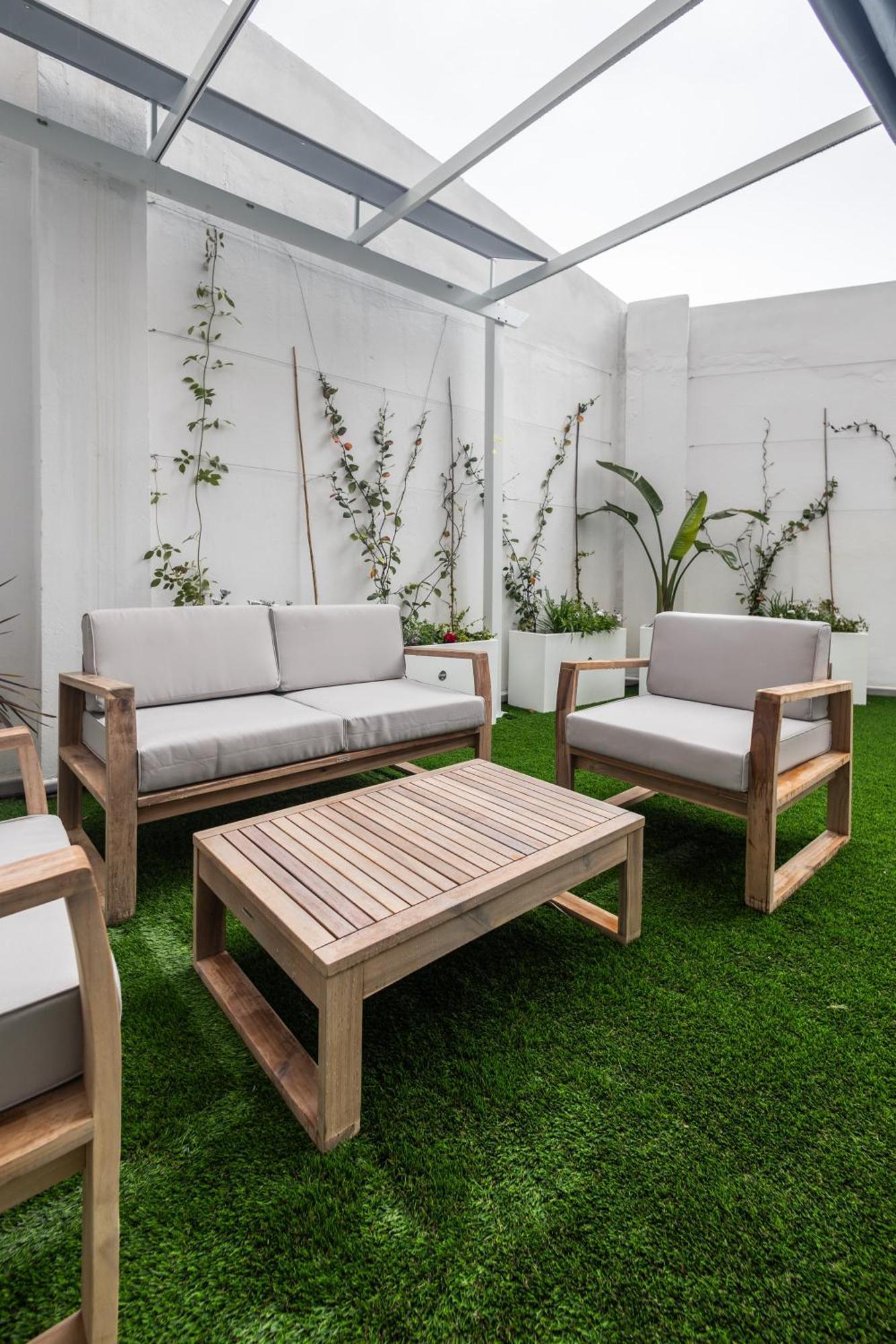 Lola By Concept Flats Guest house *