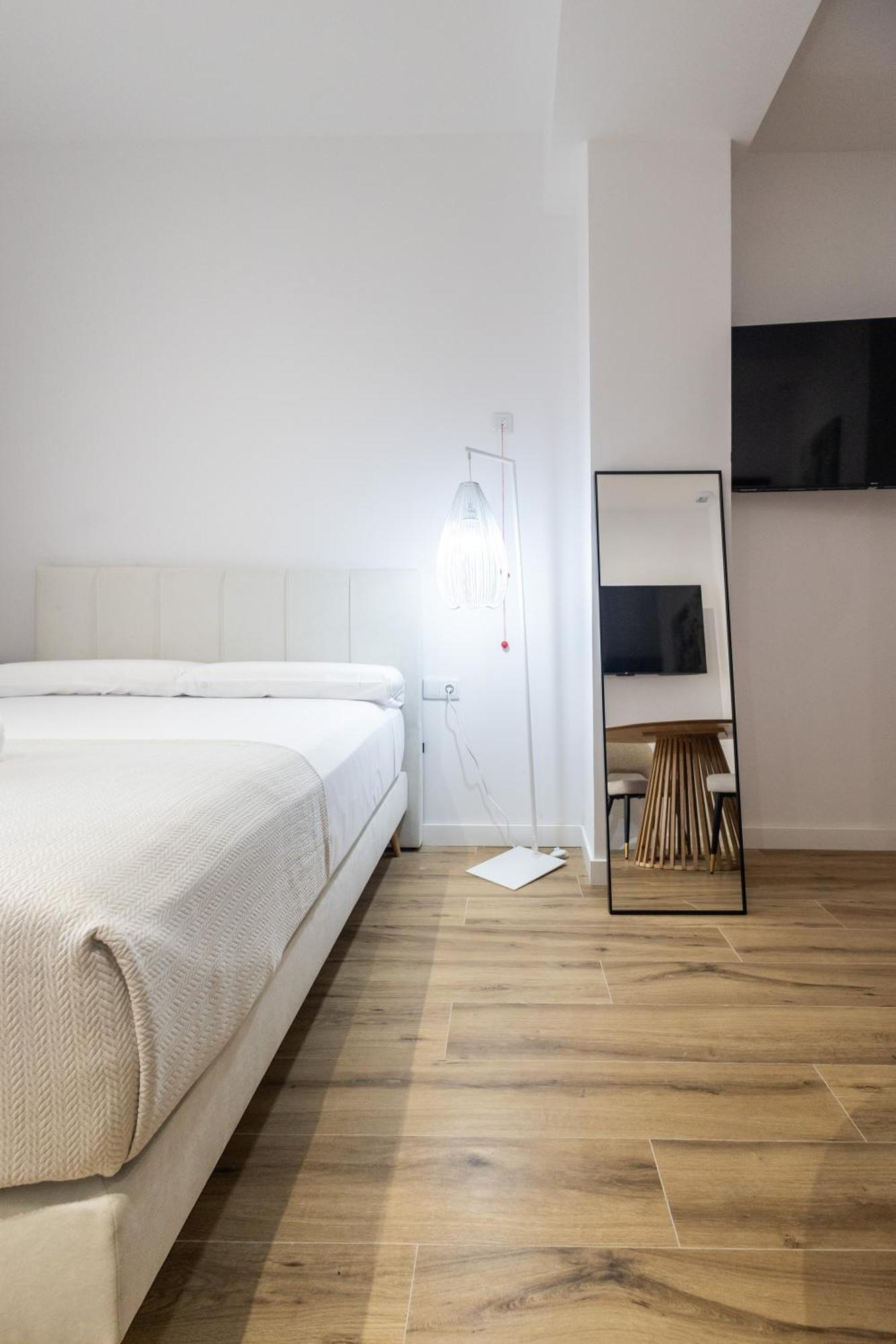 Lola By Concept Flats Guest house