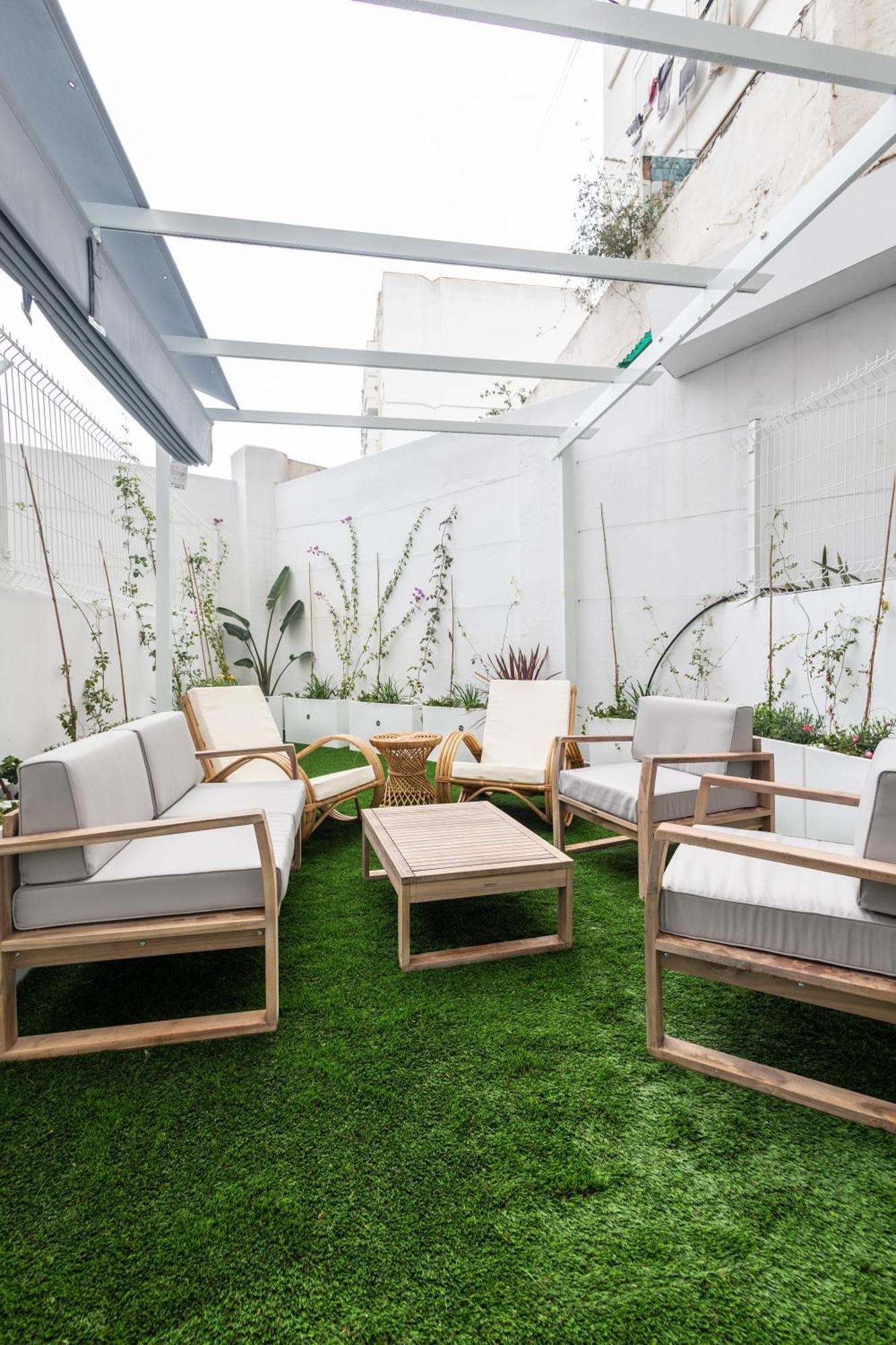 Lola By Concept Flats Guest house *