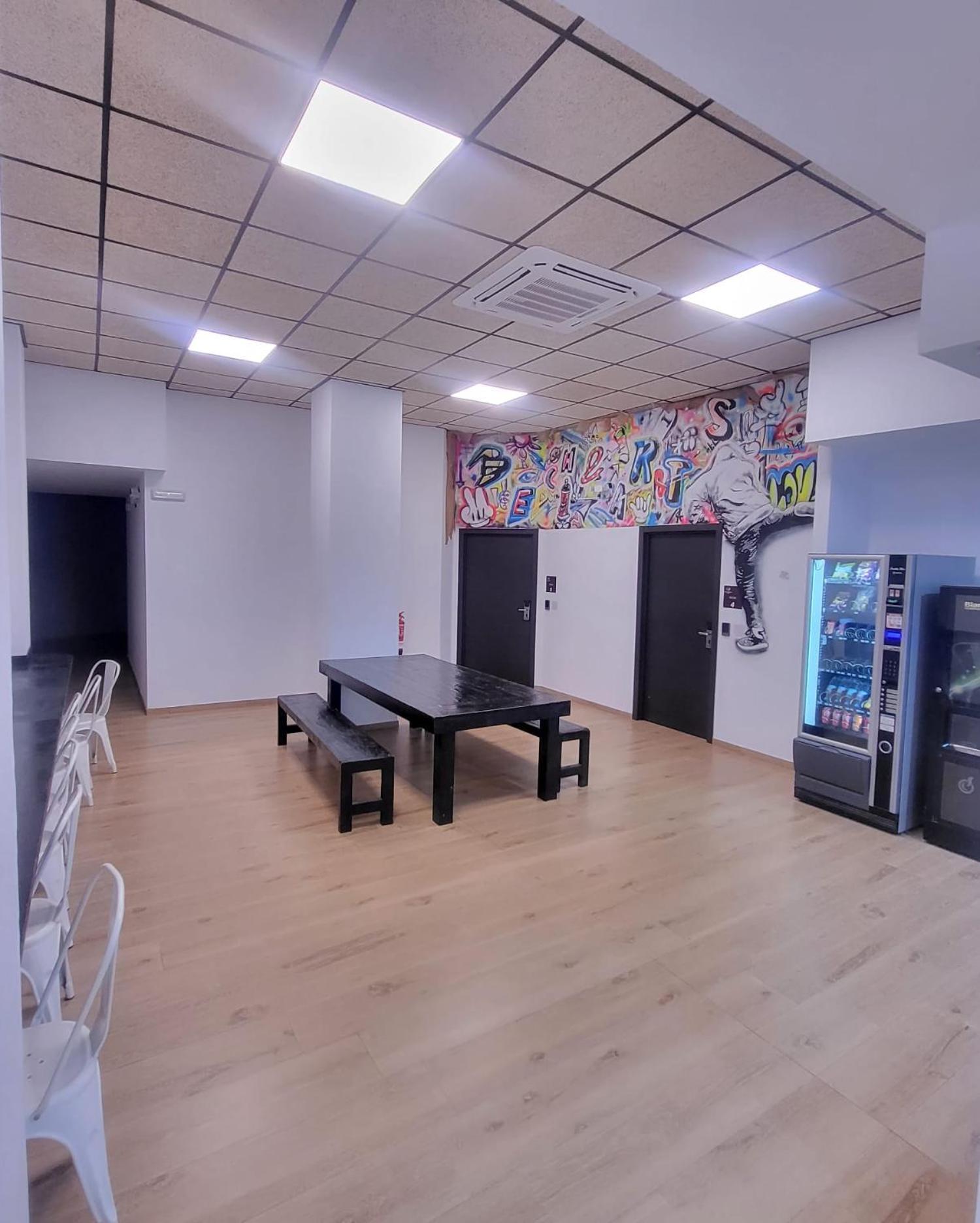 Hostel & Arts