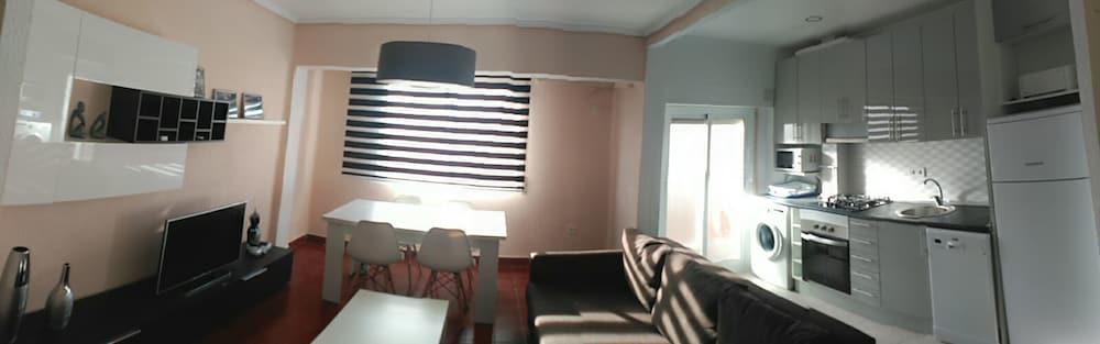 Apartmentsuitespain Atic Panoramic *